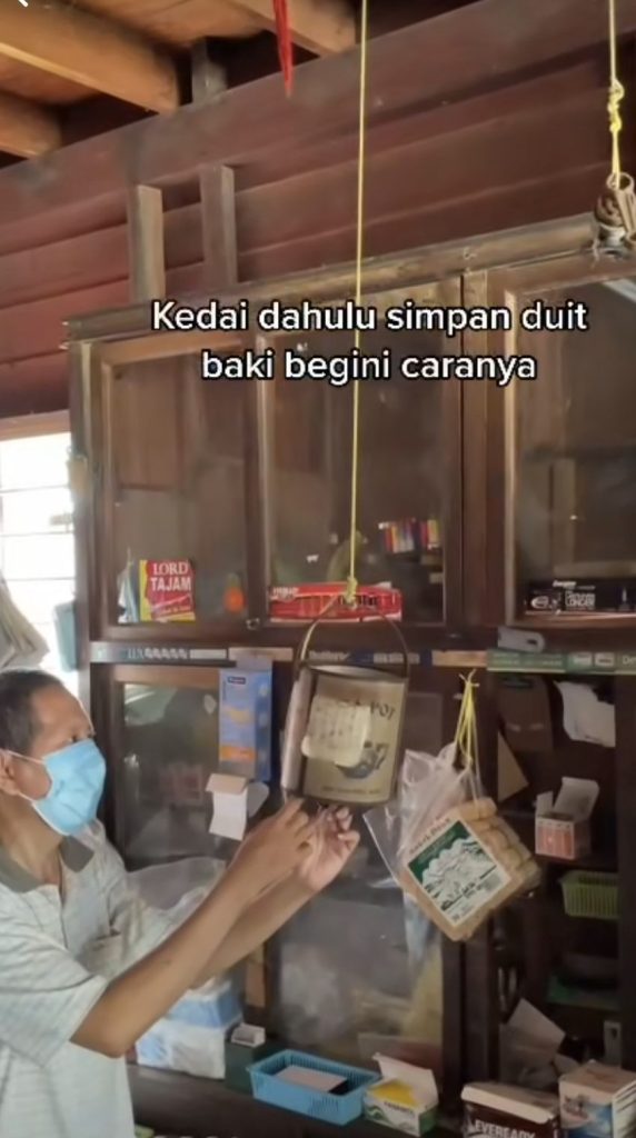 KEDAI RUNCIT PERKHIDMATAN RINDU 1 kedai runcit perkhidmatan rindu